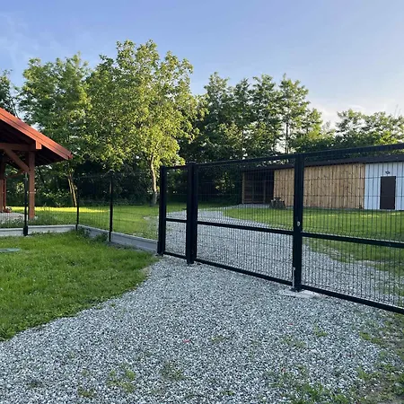Holiday home Kasztanowy Zakatek Kolonia Koscielec